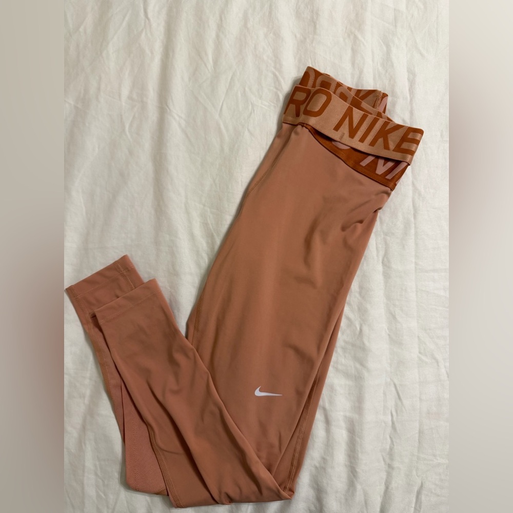 Nike Woman’s Rust-Pink Training Leggings with Logo Waistband